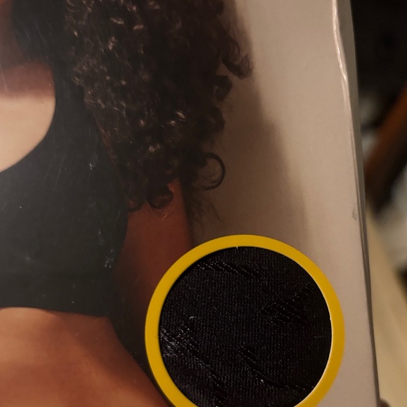 Bali Comfort Revolution Wirefree Bra - Black and White - Picture 8 of 8